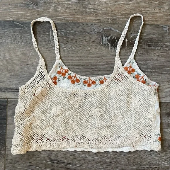 RSQ Cream and Orange Embroidered Camisole like new size M - Picture 2 of 2